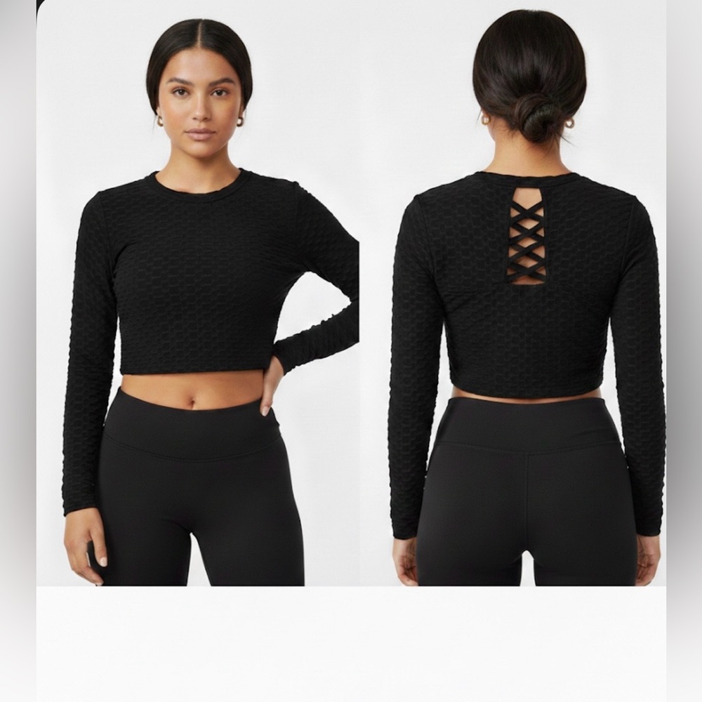 Hot Kiss Black Honeycomb Textured Lattice Back Crop Top NWT  - Junior M